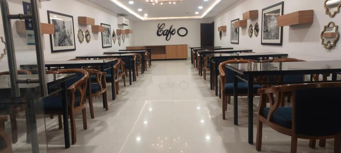 Hotel Ssr Grand Hajdarabad Zewnętrze zdjęcie