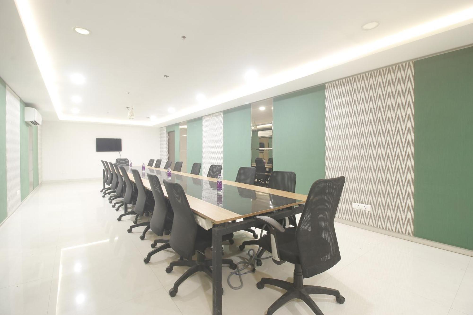 Hotel Ssr Grand Hajdarabad Zewnętrze zdjęcie